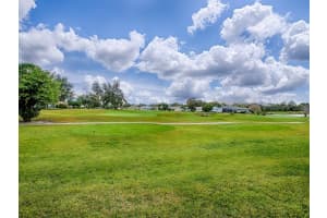 634 TIMBERCREST DRIVE, LEESBURG, FL 34748 - MLS#MFRG5105925