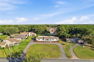 1101 COUNTRY CLUB ROAD, EUSTIS, FL 32726 - MLS#MFRG5105967