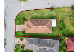 328 VESTRELLA DR, POINCIANA, FL 34759 - MLS#MFRG5106016