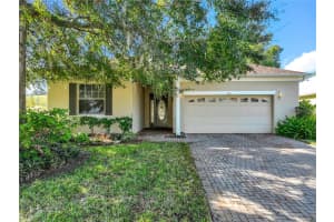 916 WOLF CREEK STREET, CLERMONT, FL 34711 - MLS#MFRG5106184
