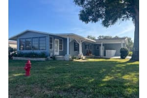 2353 COACH N FOUR DRIVE, LEESBURG, FL 34748 - MLS#MFRG5106192