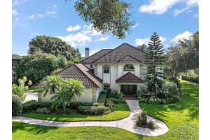 2701 REGAL POINT PLACE, EUSTIS, FL 32726 - MLS#MFRG5106364