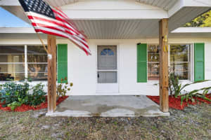 40 KENTUCKY AVENUE, UMATILLA, FL 32784 - MLS#MFRG5106420