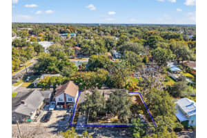 428 HILLCREST COURT, MOUNT DORA, FL 32757 - MLS#MFRG5106431