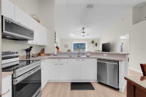 2663 WINCHESTER CIRCLE, EUSTIS, FL 32726 - MLS#MFRG5106471