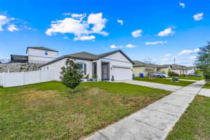 16332 BLOOMING CHERRY DRIVE, GROVELAND, FL 34736 - MLS#MFRG5106550