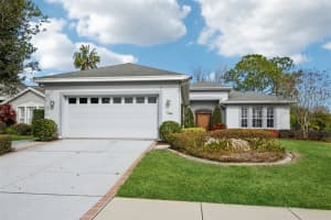 8013 Pine Hollow Dr, MOUNT DORA