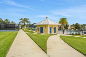 990 FIESTA KEY CIRCLE, LADY LAKE, FL 32159 - MLS#MFRG5106687