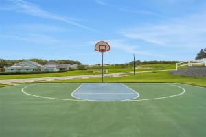 990 FIESTA KEY CIRCLE, LADY LAKE, FL 32159 - MLS#MFRG5106687