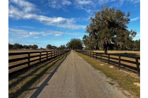 815 145TH STREET, SUMMERFIELD, FL 34491 - MLS#MFRG5106690