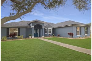 640 WOODVIEW DRIVE, TAVARES, FL 32778 - MLS#MFRG5106782