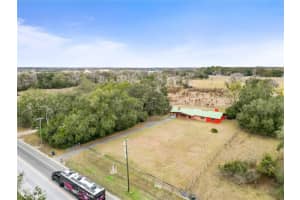 274 W Kings Hwy, CENTER HILL 274 W Kings Hwy, CENTER HILL