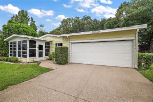 25043 BELLEVUE, LEESBURG, FL 34748 - MLS#MFRG5106853