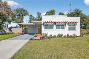 105 GOLF LINKS AVENUE, EUSTIS, FL 32726 - MLS#MFRG5106857