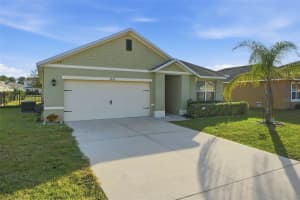 2633 GRAND CENTRAL AVENUE, TAVARES, FL 32778 - MLS#MFRG5106866
