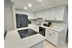 102 QUINTARD AVENUE, ORLANDO, FL 32811 - MLS#MFRG5106876