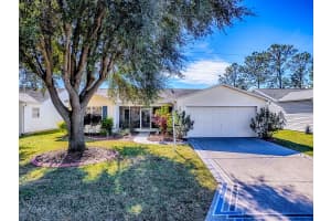 676 CAMINO DEL REY DRIVE, LADY LAKE, FL 32159 - MLS#MFRG5106931