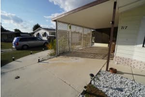 717 ROYAL PALM AVENUE, LADY LAKE, FL 32159 - MLS#MFRG5107022