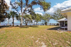 37048 COUNTY ROAD 452, GRAND ISLAND, FL 32735 - MLS#MFRG5107048