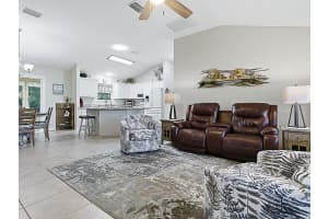 664 EVELYNTON LOOP, THE VILLAGES, FL 32162 - MLS#MFRG5107073