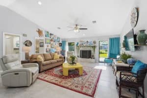 17 LIVE OAK AVENUE, YALAHA, FL 34797 - MLS#MFRG5107142