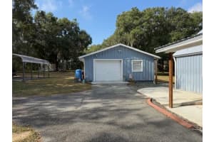1905 Myrtle Lake Ave Fruitland Park, FL 34731 - Off Market