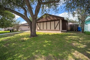 810 BLACK KNIGHT DRIVE, VALRICO, FL 33594 - MLS#MFRG5107297