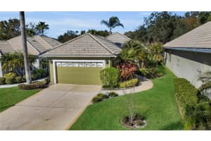 9008 Heathland Ct, MOUNT DORA