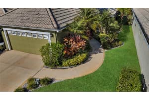 9008 HEATHLAND COURT, MOUNT DORA, FL 32757 - MLS#MFRG5107299