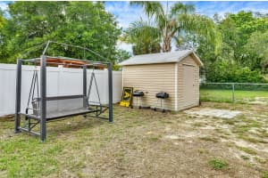 520 DORA AVENUE, TAVARES, FL 32778 - MLS#MFRG5107325