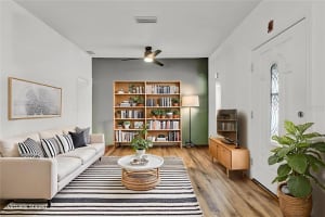 520 DORA AVENUE, TAVARES, FL 32778 - MLS#MFRG5107325