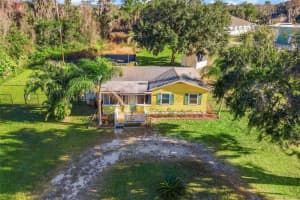 32828 Lake Eustis Dr, TAVARES