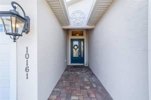 10161 JULIA ISLES AVENUE, OXFORD, FL 34484 - MLS#MFRG5107431