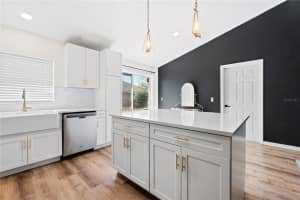 301 CHESTER STREET, CLERMONT, FL 34715 - MLS#MFRG5107556