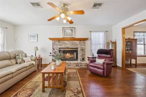 10843 POINCIANA DRIVE, CLERMONT, FL 34711 - MLS#MFRG5107561