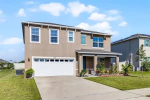 2024 GRIFFIN OAKS WAY, TAVARES, FL 32778 - MLS#MFRG5107585