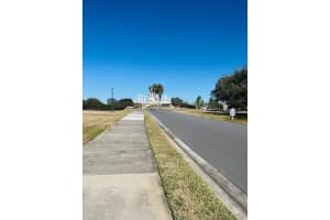 5685 GULF STREAM STREET, TAVARES, FL 32778 - MLS#MFRG5107595