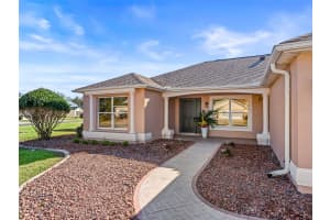 1564 OAK FOREST DRIVE, THE VILLAGES, FL 32162 - MLS#MFRG5107644