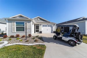 4345 Broad St, THE VILLAGES