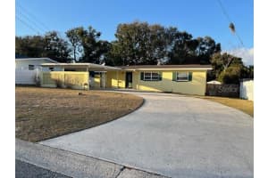 6842 FERN CIRCLE, LEESBURG, FL 34748 - MLS#MFRG5107841