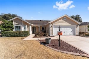 1044 SOLEDAD WAY, LADY LAKE, FL 32159 - MLS#MFRG5107914