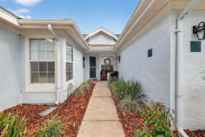 1863 COUNTRY CLUB BOULEVARD, MOUNT DORA, FL 32757 - MLS#MFRG5108146