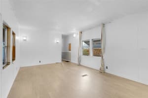 12623 MILWAUKEE AVENUE, TAVARES, FL 32778 - MLS#MFRG5108149