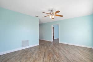 301 MAGNOLIA WAY, LADY LAKE, FL 32159 - MLS#MFRG5108153