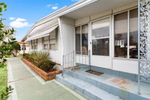 616 OLD COLONY ROAD, LEESBURG, FL 34748 - MLS#MFRG5108165