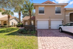 5427 COMPASS POINT, OXFORD, FL 34484 - MLS#MFRG5108257