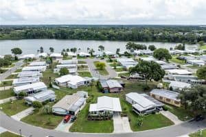 1424 MOHAWK CIRCLE, TAVARES, FL 32778 - MLS#MFRG5108280