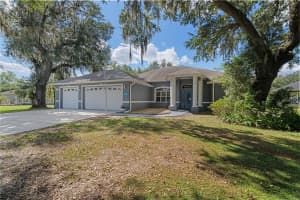 MLS# MFRG5108302, Lady Lake, Florida 32159