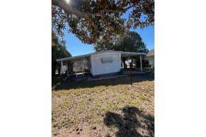 816 BEECHWOOD AVENUE, LADY LAKE, FL 32159 - MLS#MFRG5108321