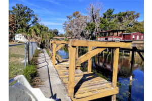 926 CR 467, LAKE PANASOFFKEE, FL 33538 - MLS#MFRG5108330